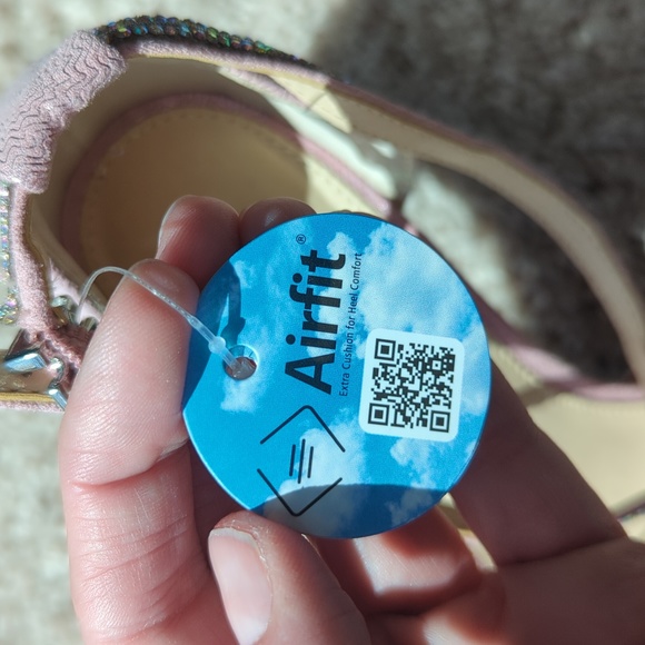 Alex Marie Heels - Picture 5 of 8